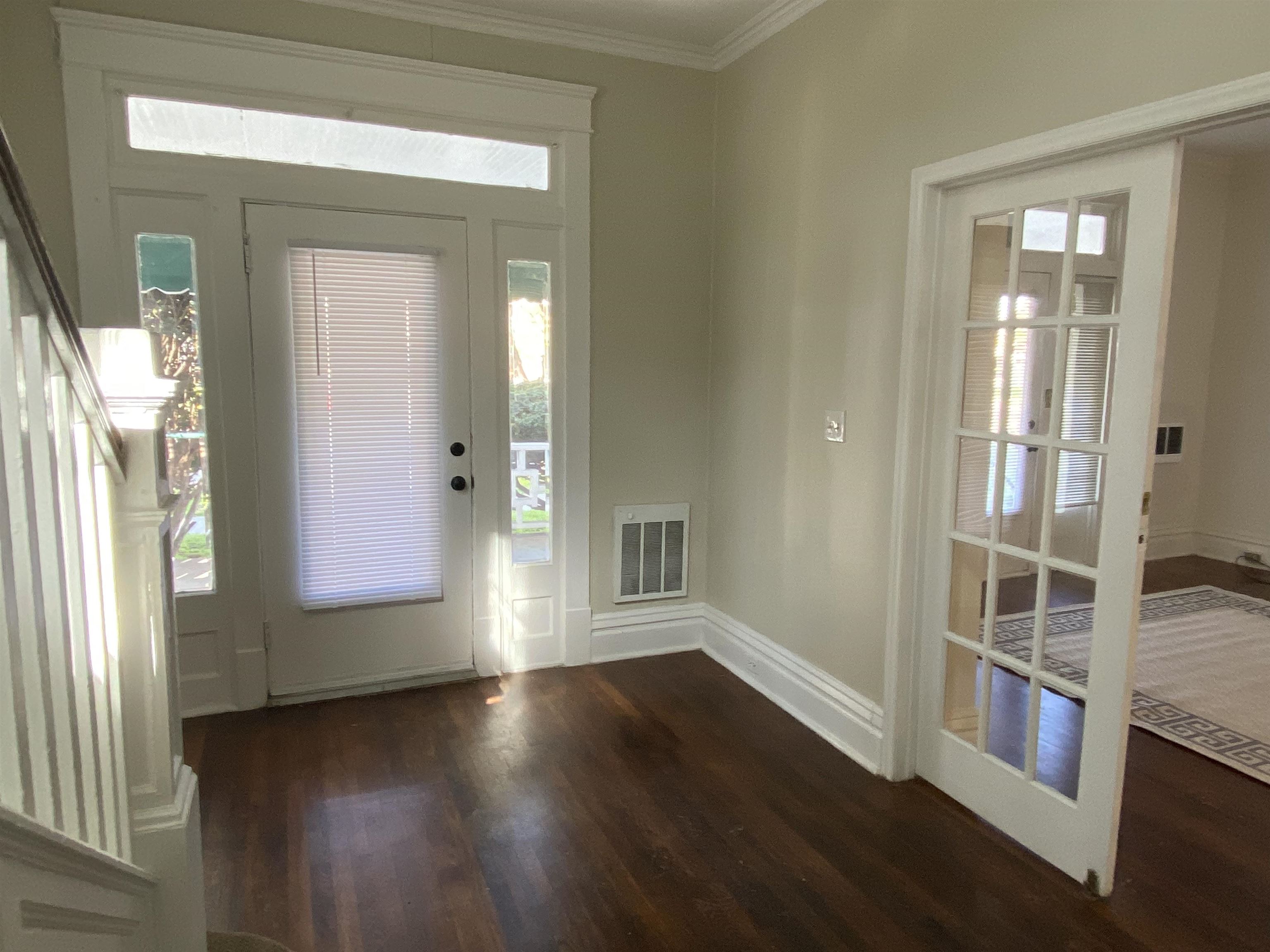 928-928 1/2 10th Street