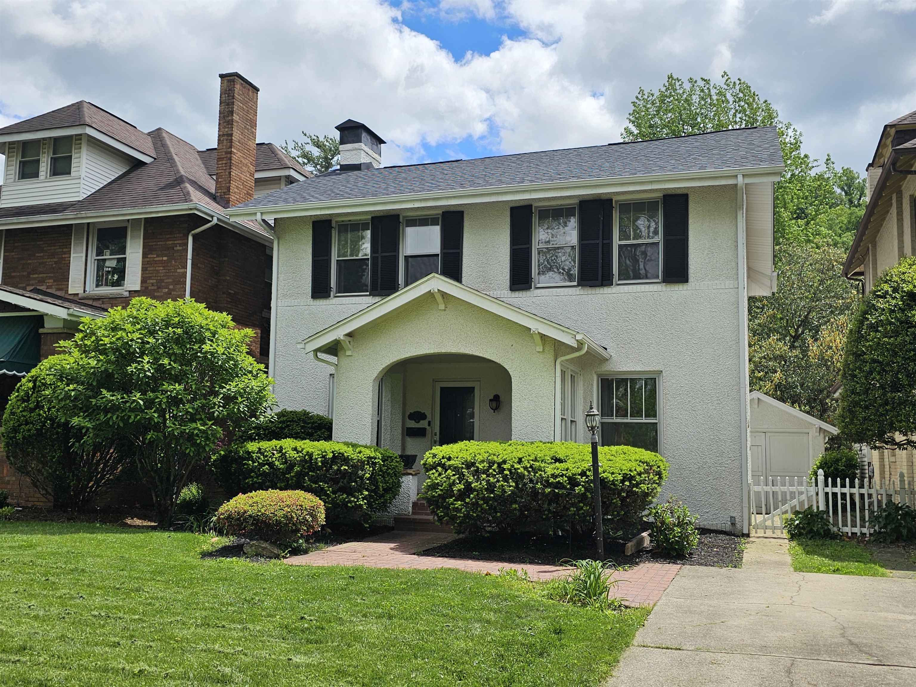215 12th Ave