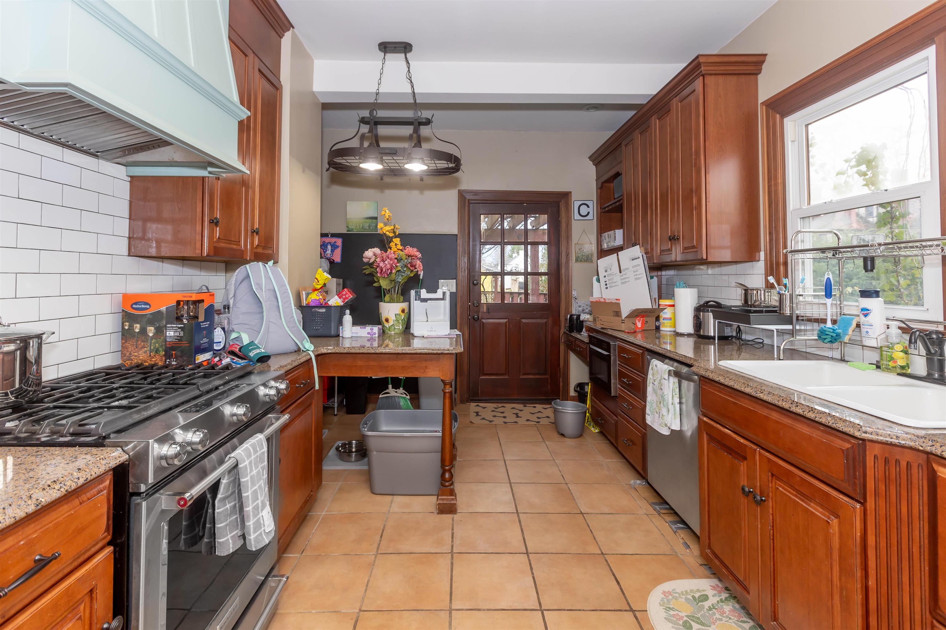 1212 10th Street