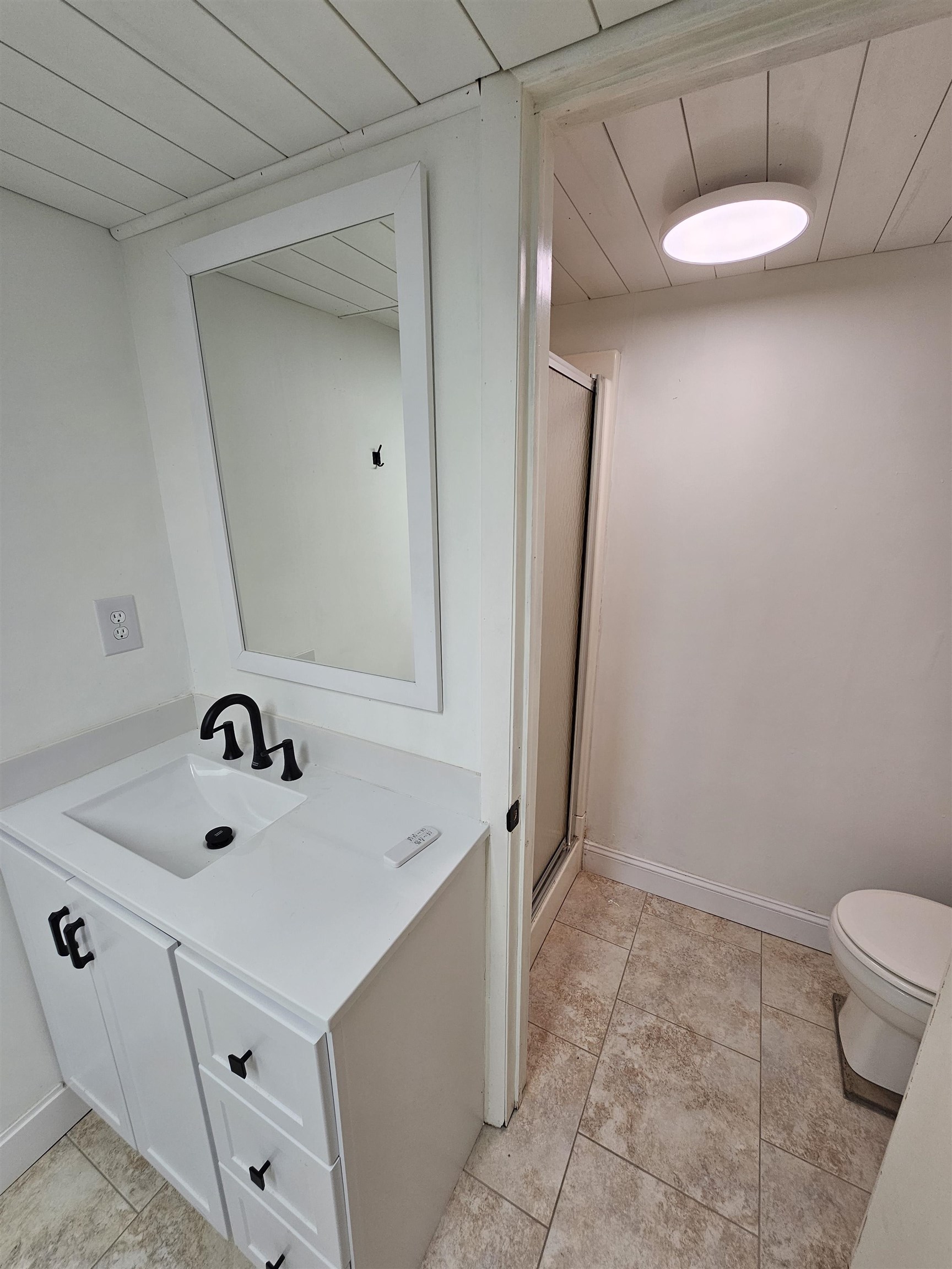 5515 Shawnee Circle