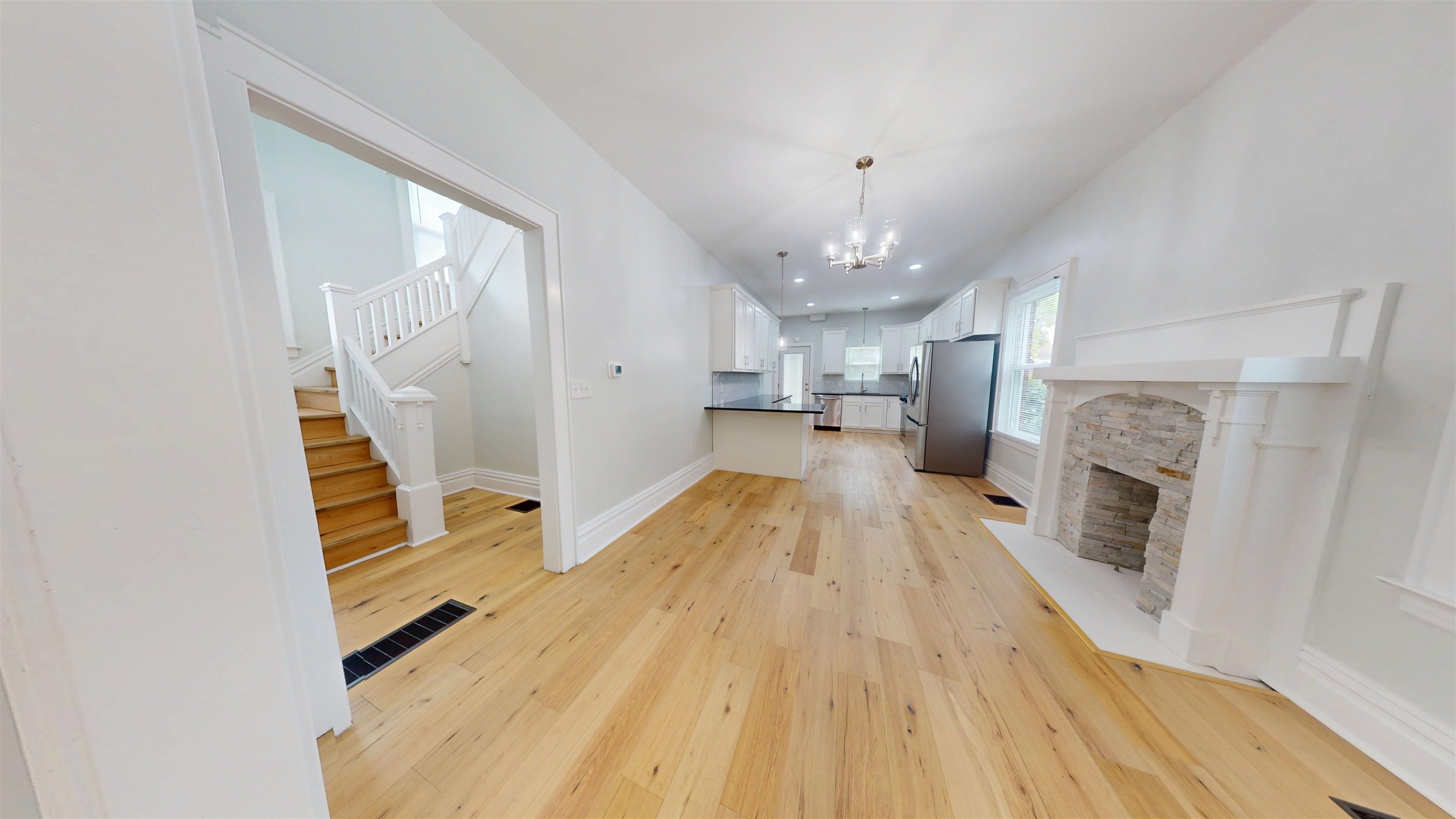 107 W 11th Ave