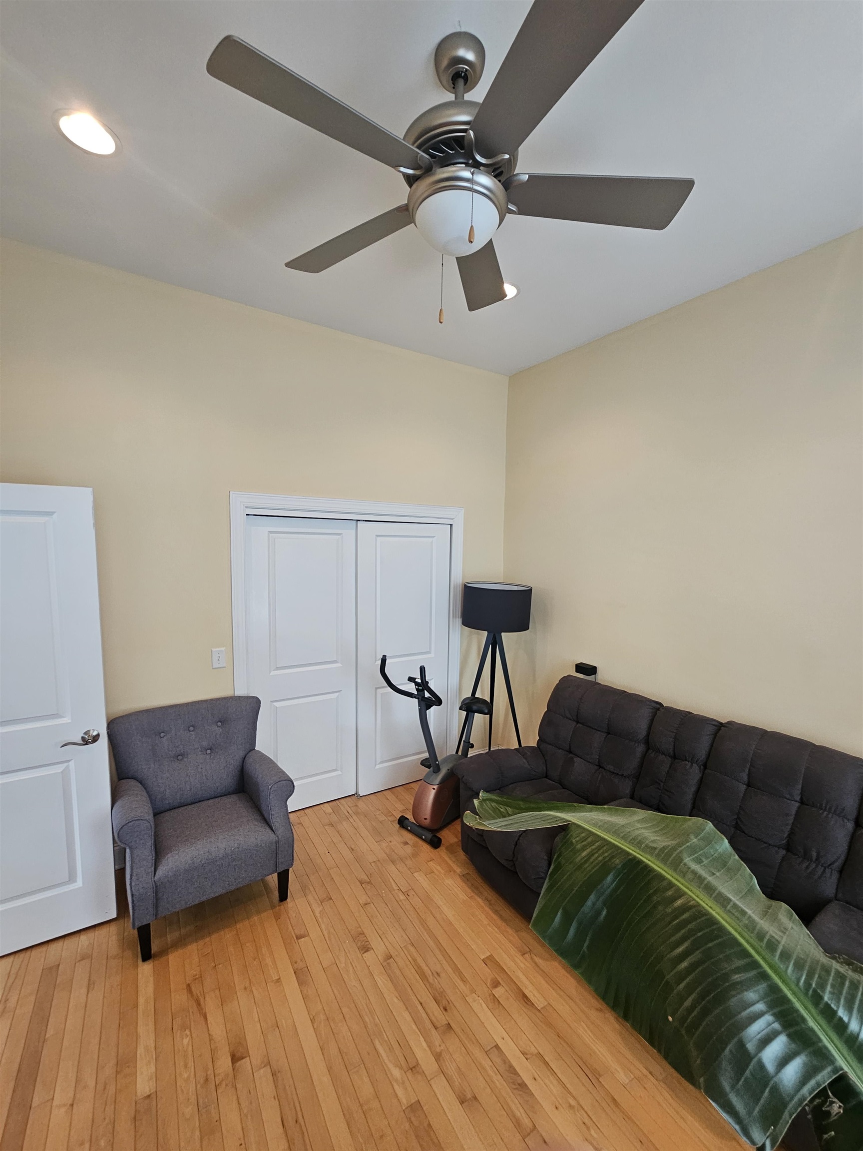 419 9th St Unit 301