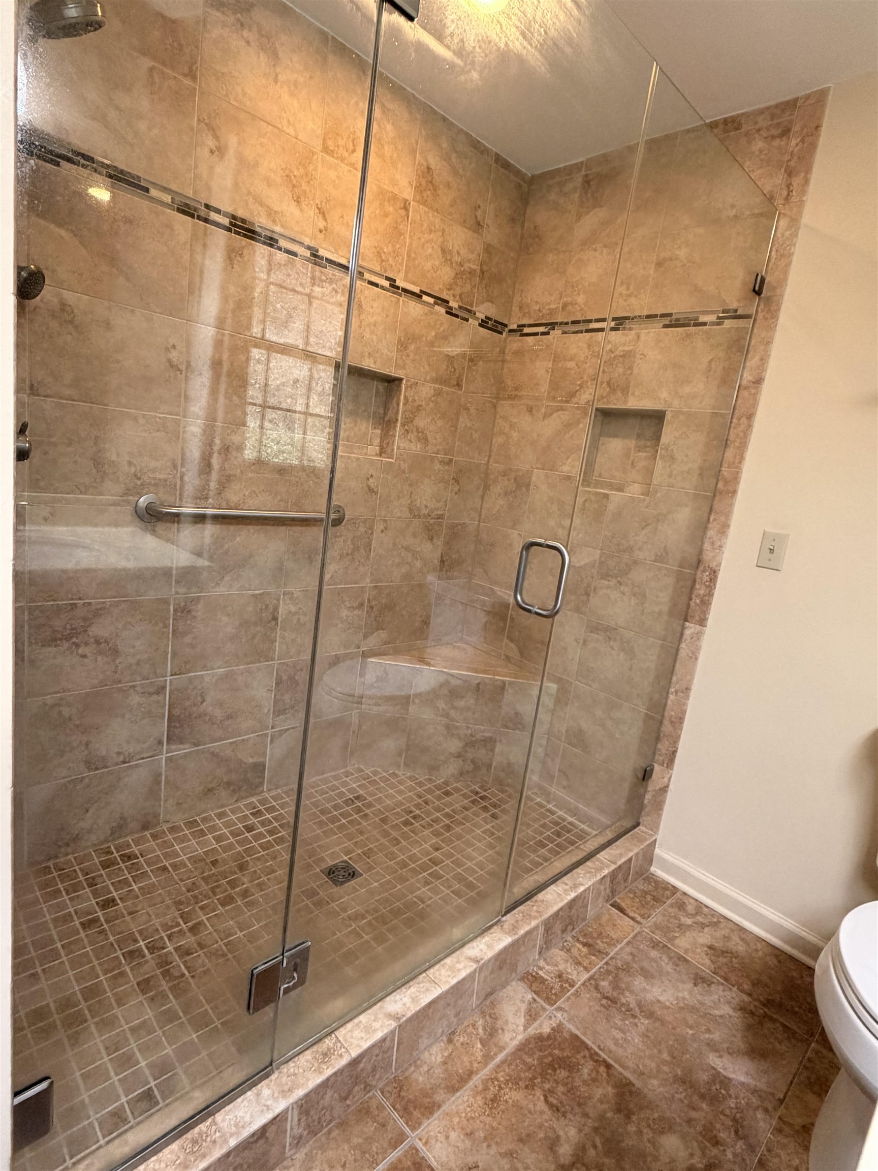68 Camelot Dr