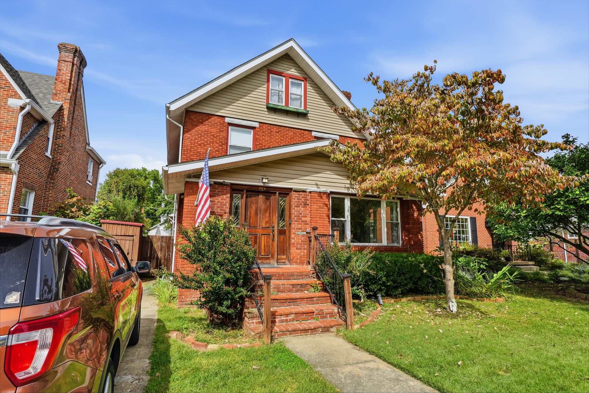 308 W 12th Ave.