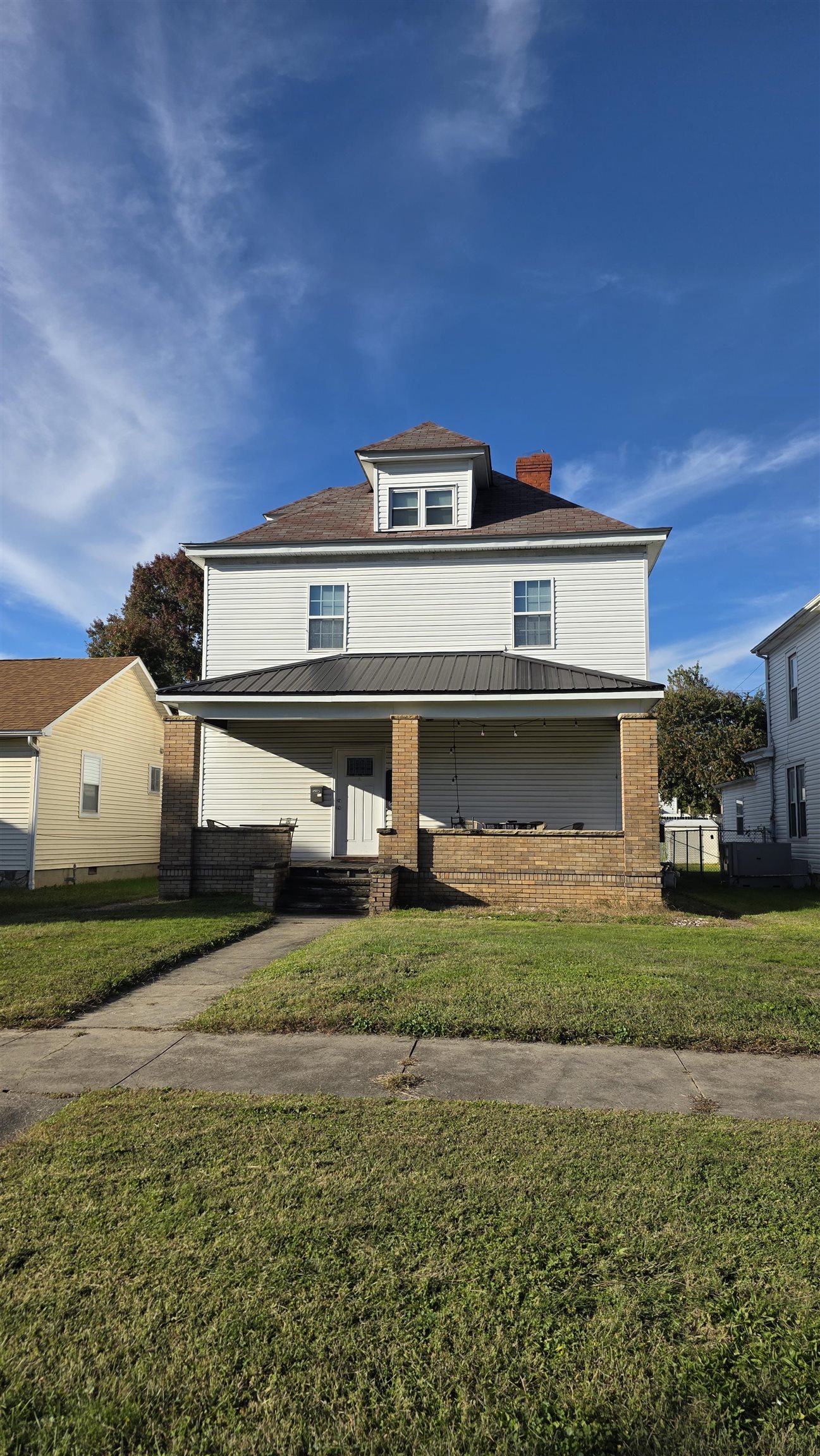 2760, 2716 and 2542 Collis Ave 2012 11th Ave
