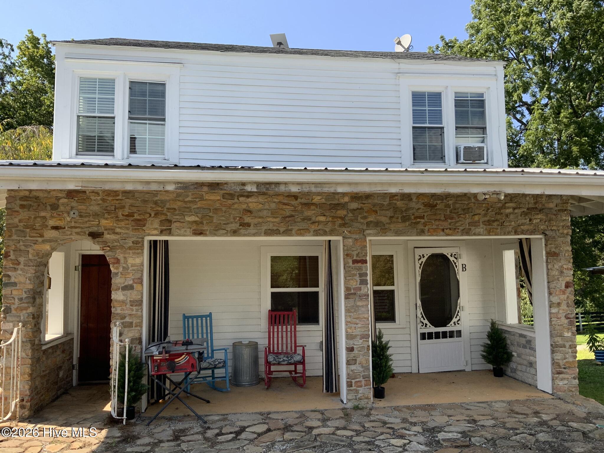 837 Main Street B