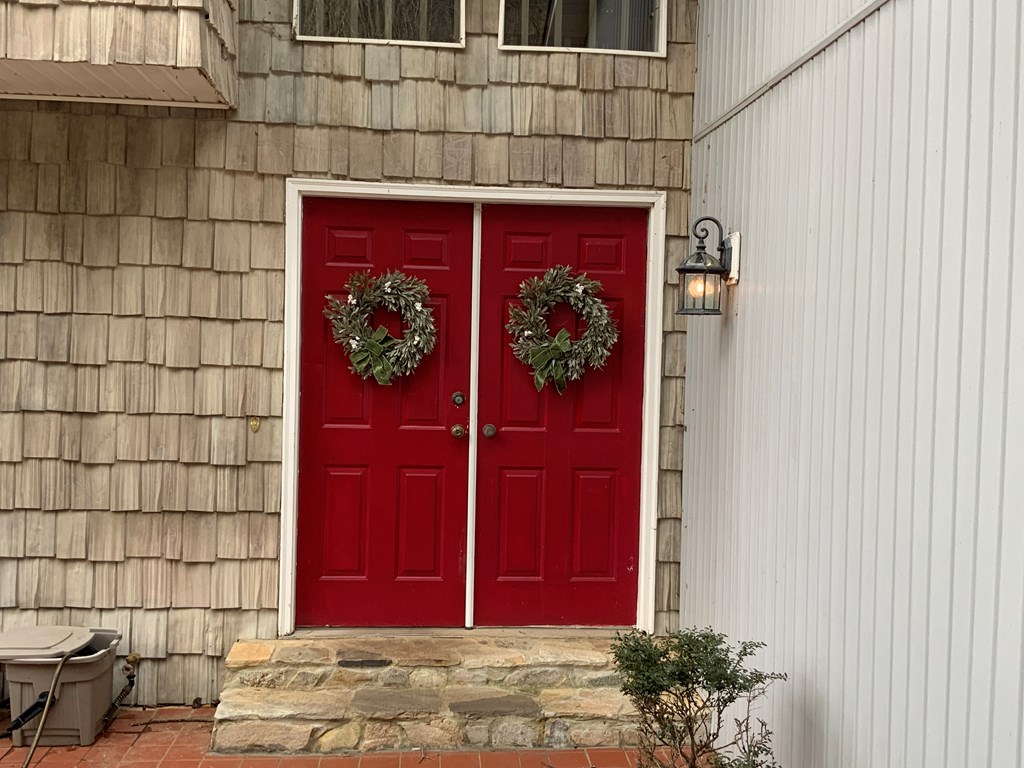 476 Golf Course Circle