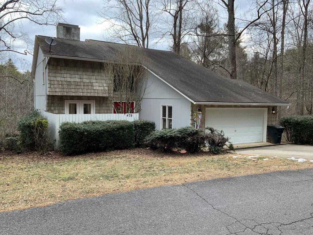 476 Golf Course Circle