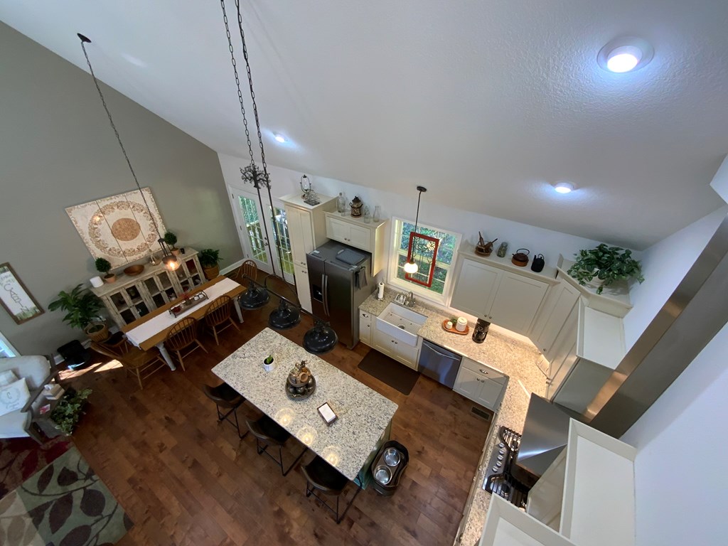 760 Pinedale Lane