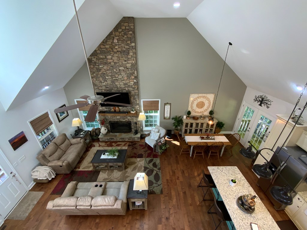 760 Pinedale Lane