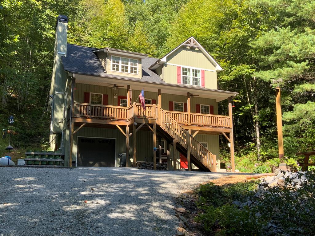 760 Pinedale Lane