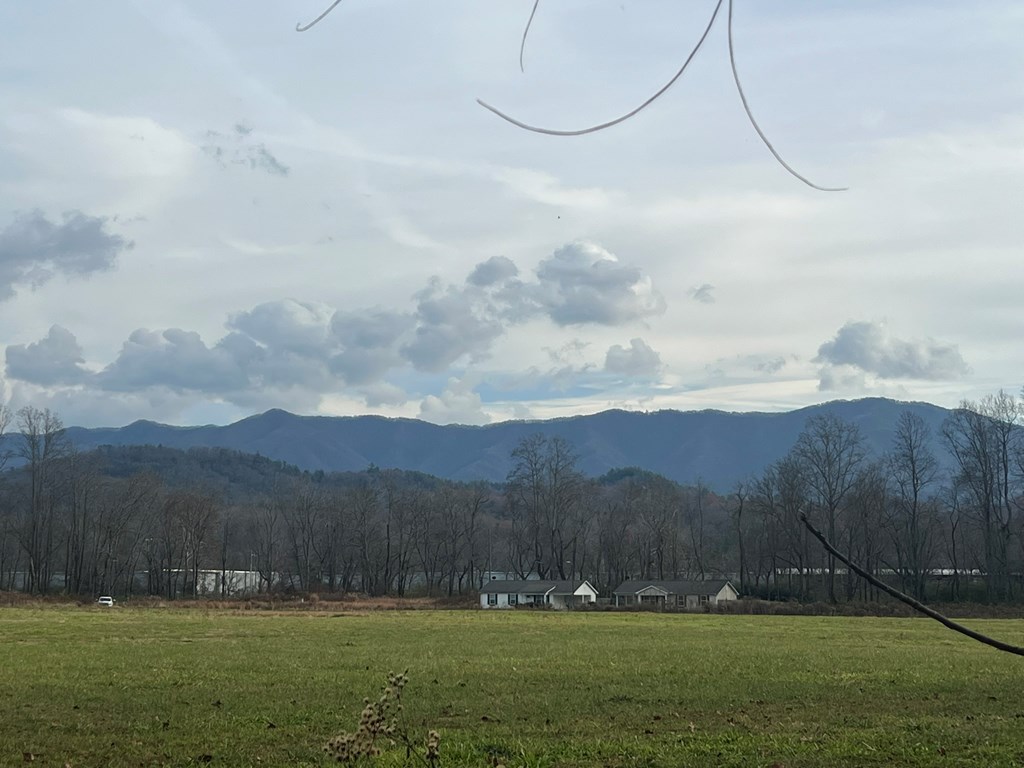 00 River Dance Drive