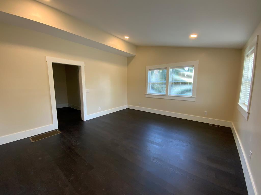 789E Main Street Unit: E