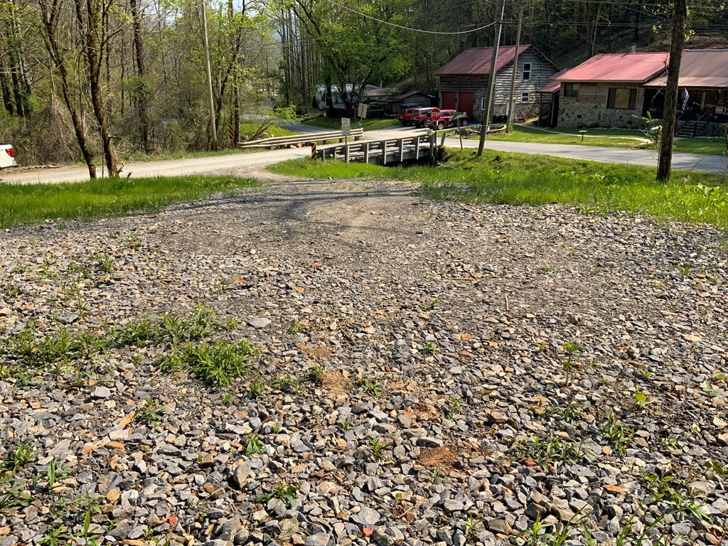 1000 Hyatt Creek Road