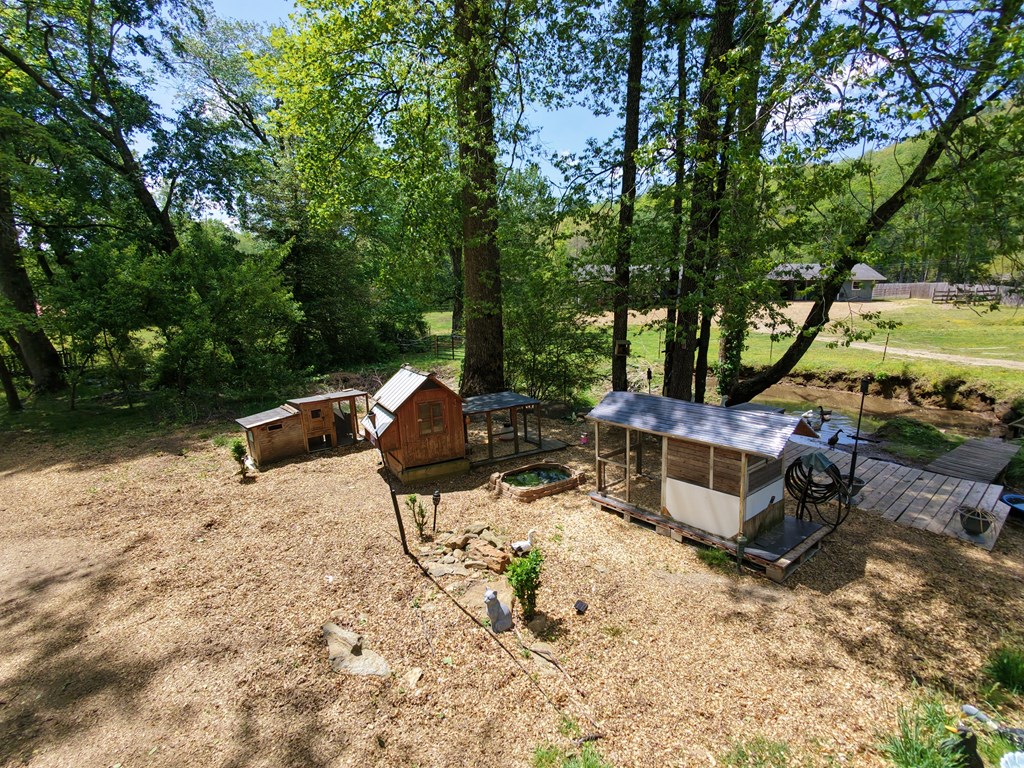 136 Gibson Road