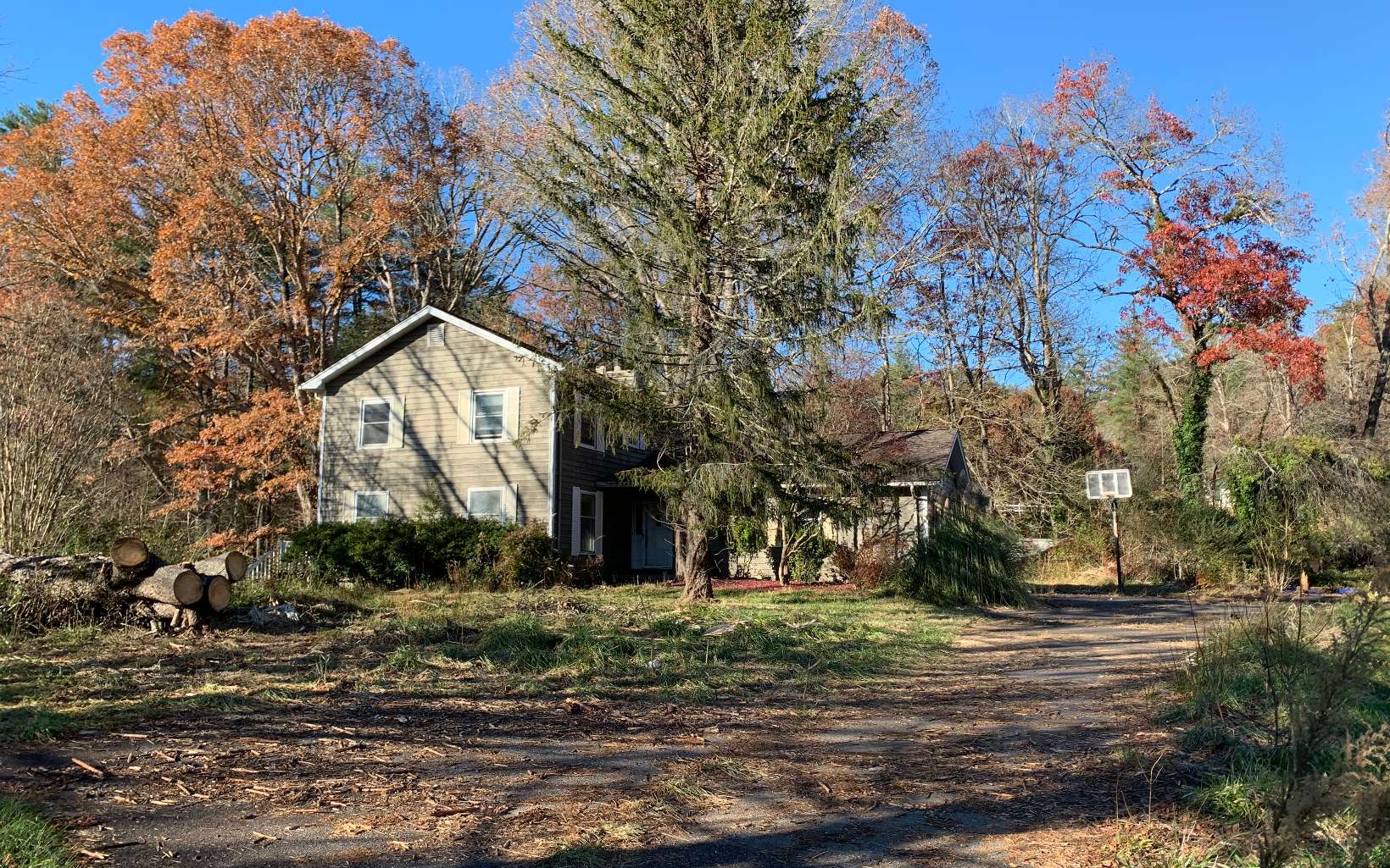 1359 Tusquittee Road