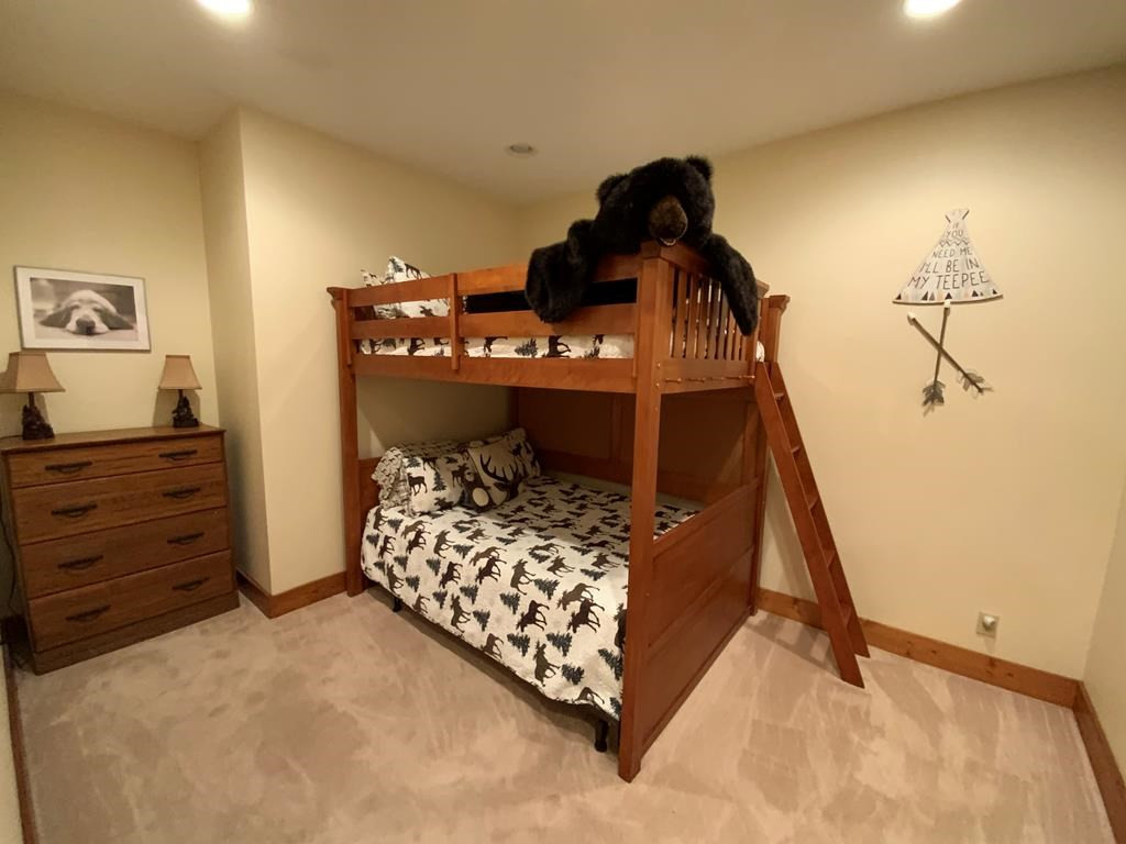 170 Polaris Way