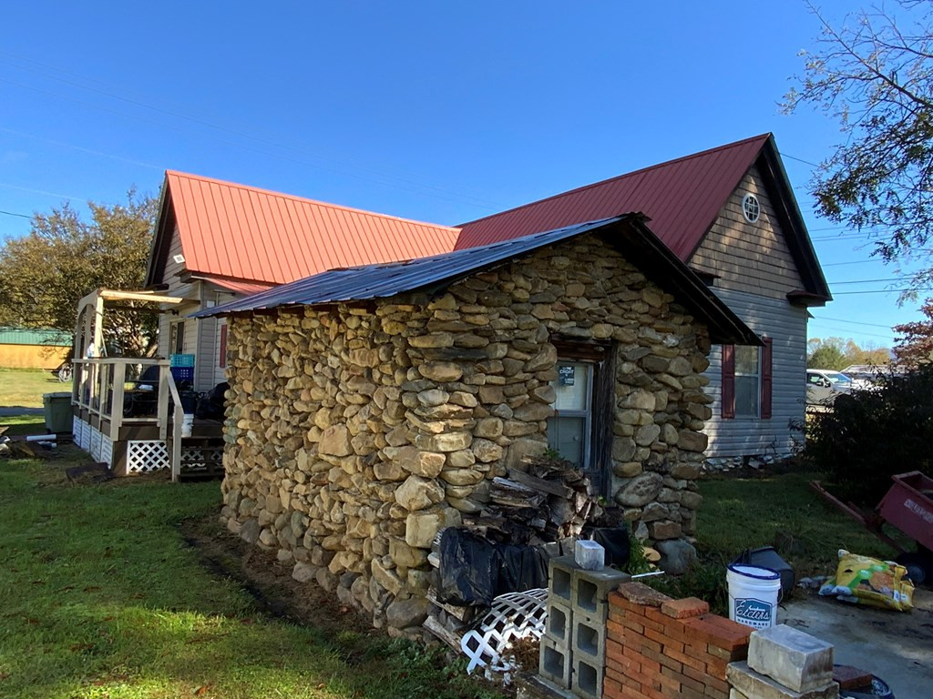 96 Connaheta Avenue