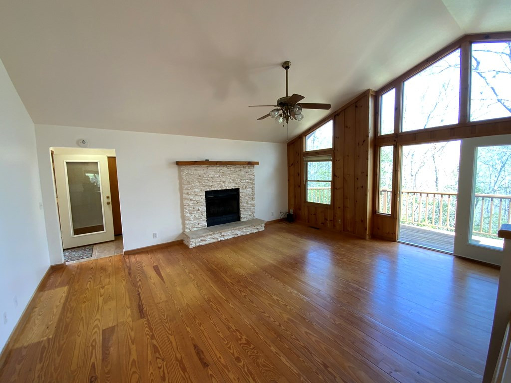 124 Bradford Drive