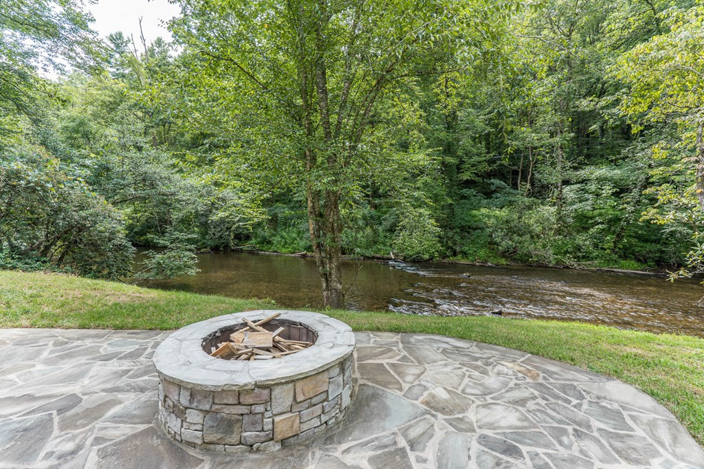 241 Riverview Drive