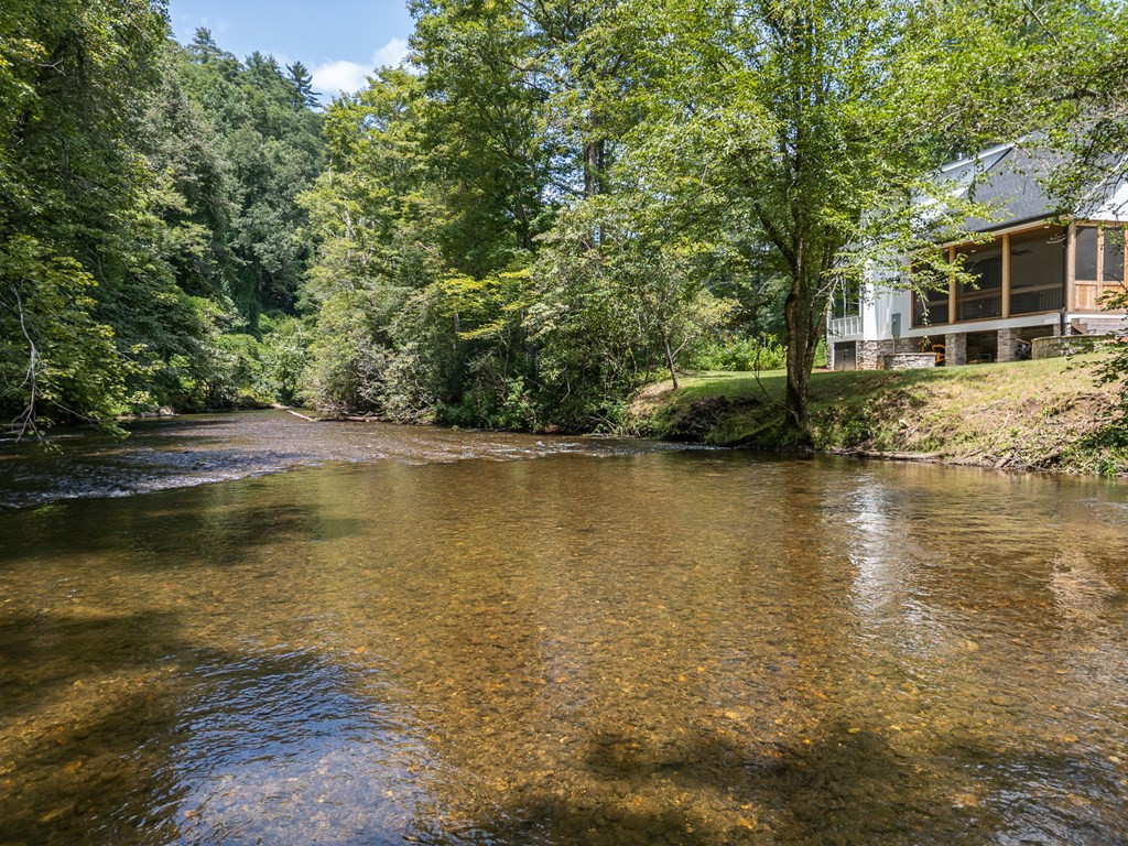 241 Riverview Drive