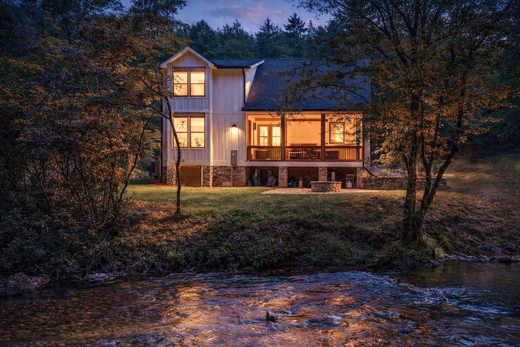 241 Riverview Drive