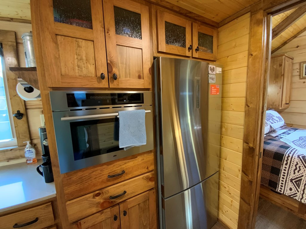 121 Lazy Bear Trail