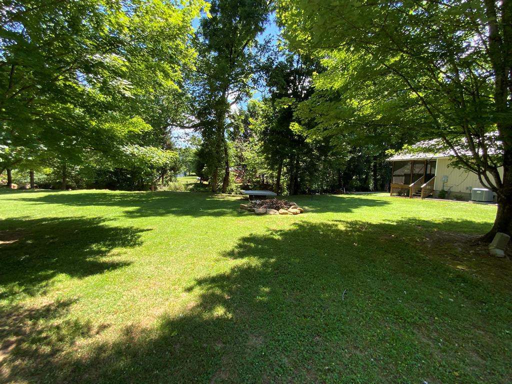 121 Lazy Bear Trail