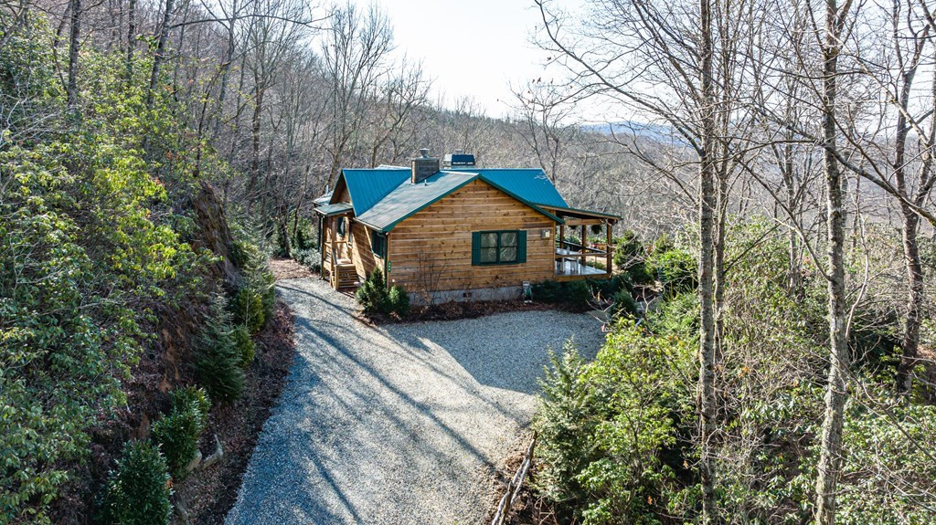 386 Preserve Valley Road