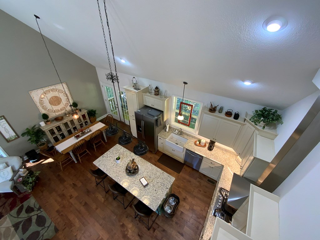 760 Pinedale Lane