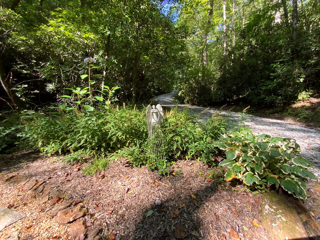 760 Pinedale Lane