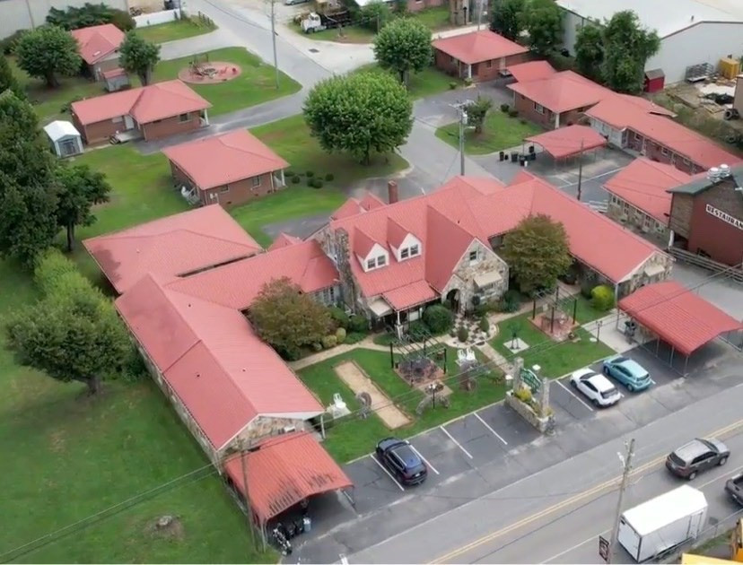 290 N Main Street