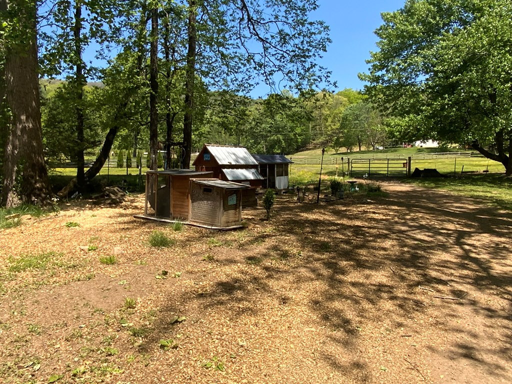 136 Gibson Road