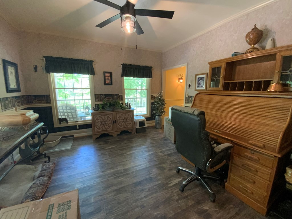 136 Gibson Road