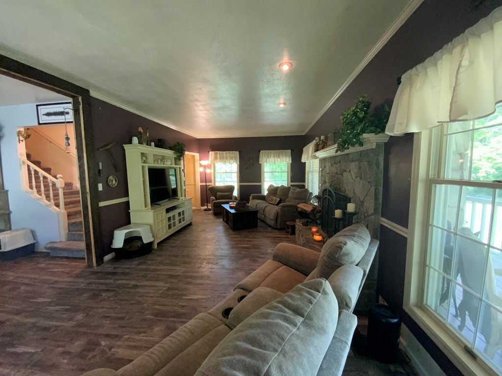 136 Gibson Road