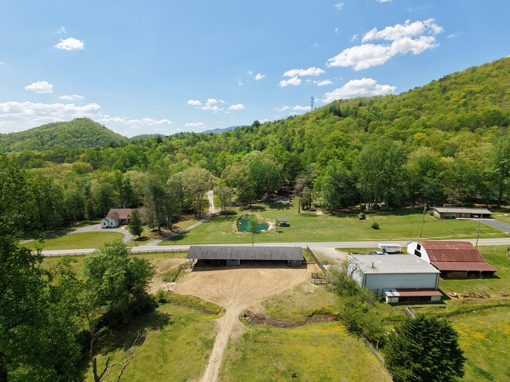 136 Gibson Road