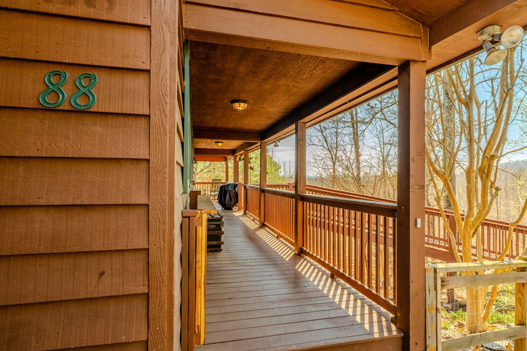 88 Meadowlark Terrace