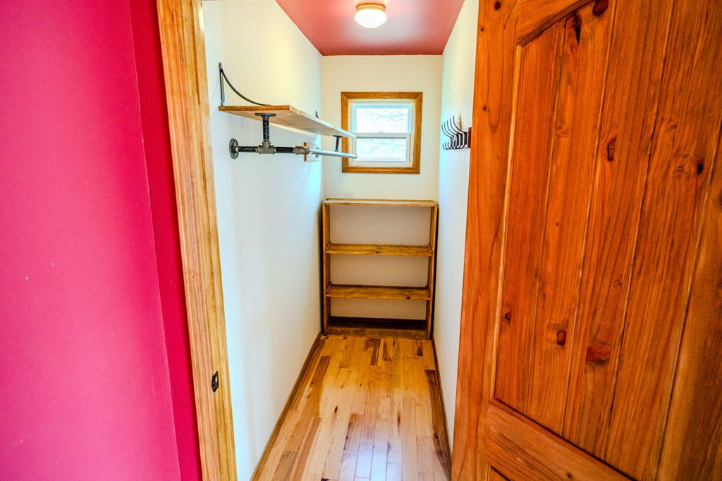 88 Meadowlark Terrace