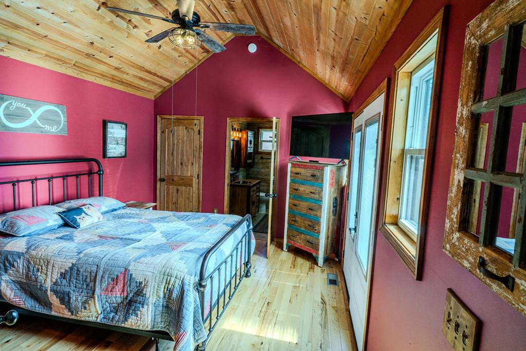 88 Meadowlark Terrace