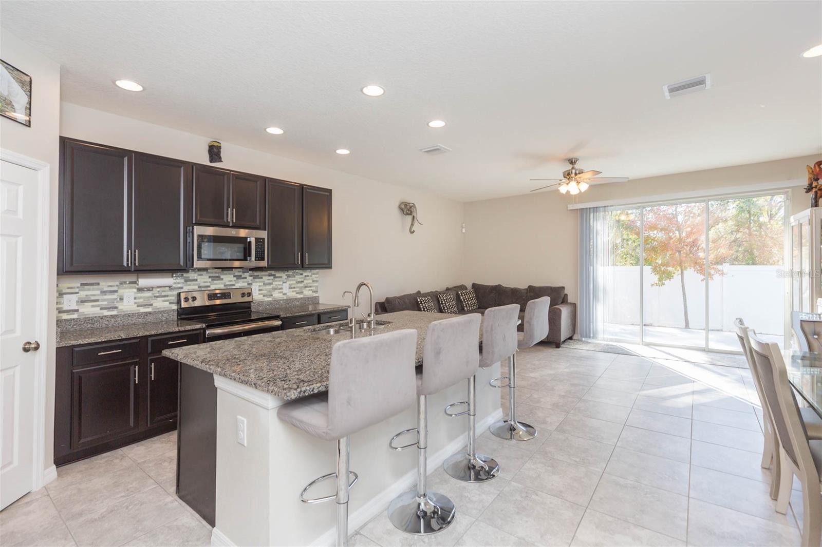 7236 GRAND ELM DR