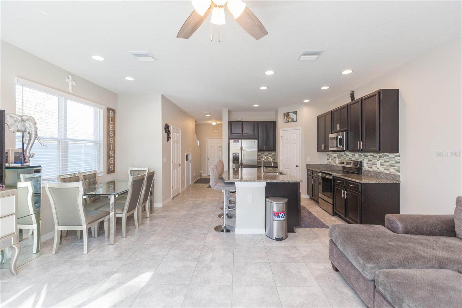 7236 GRAND ELM DR