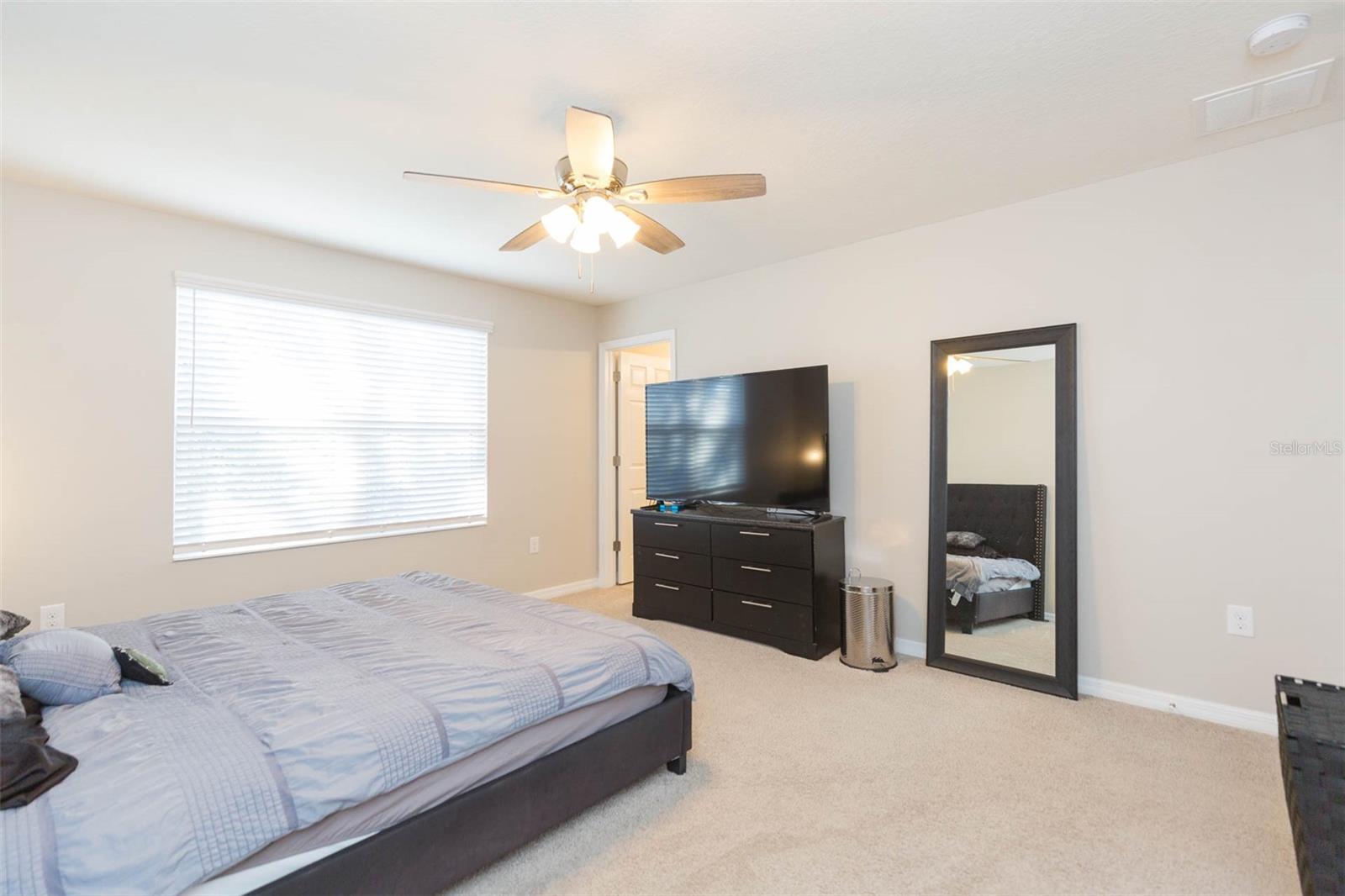 7236 GRAND ELM DR