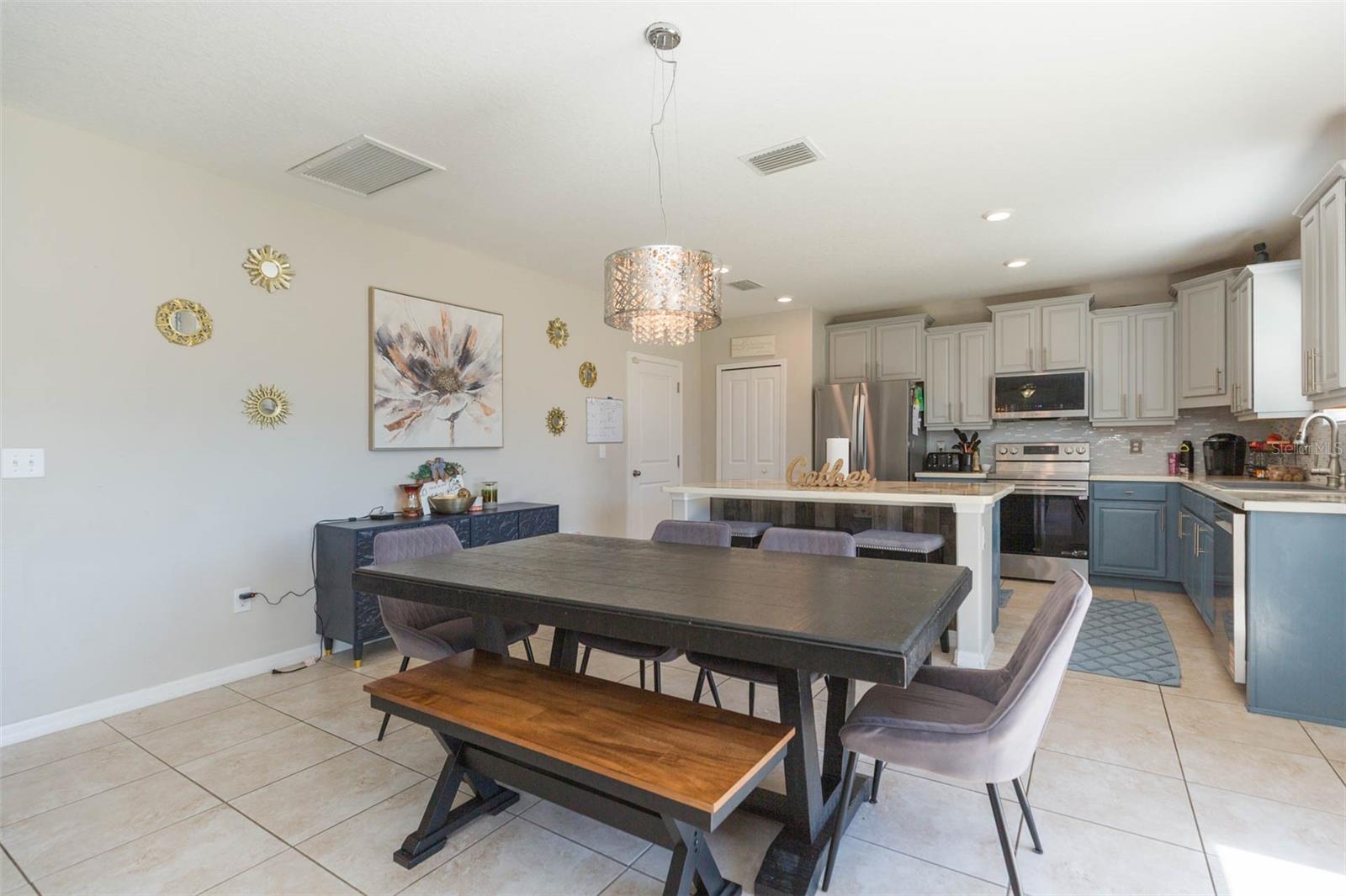 1601 CLIMBING DAYFLOWER DR