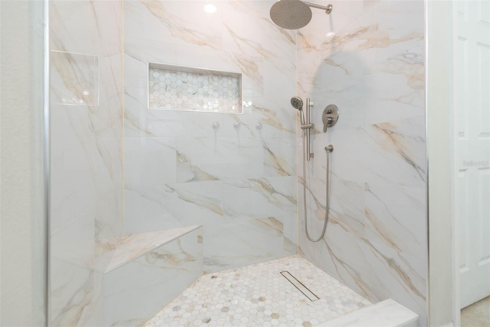 1601 CLIMBING DAYFLOWER DR