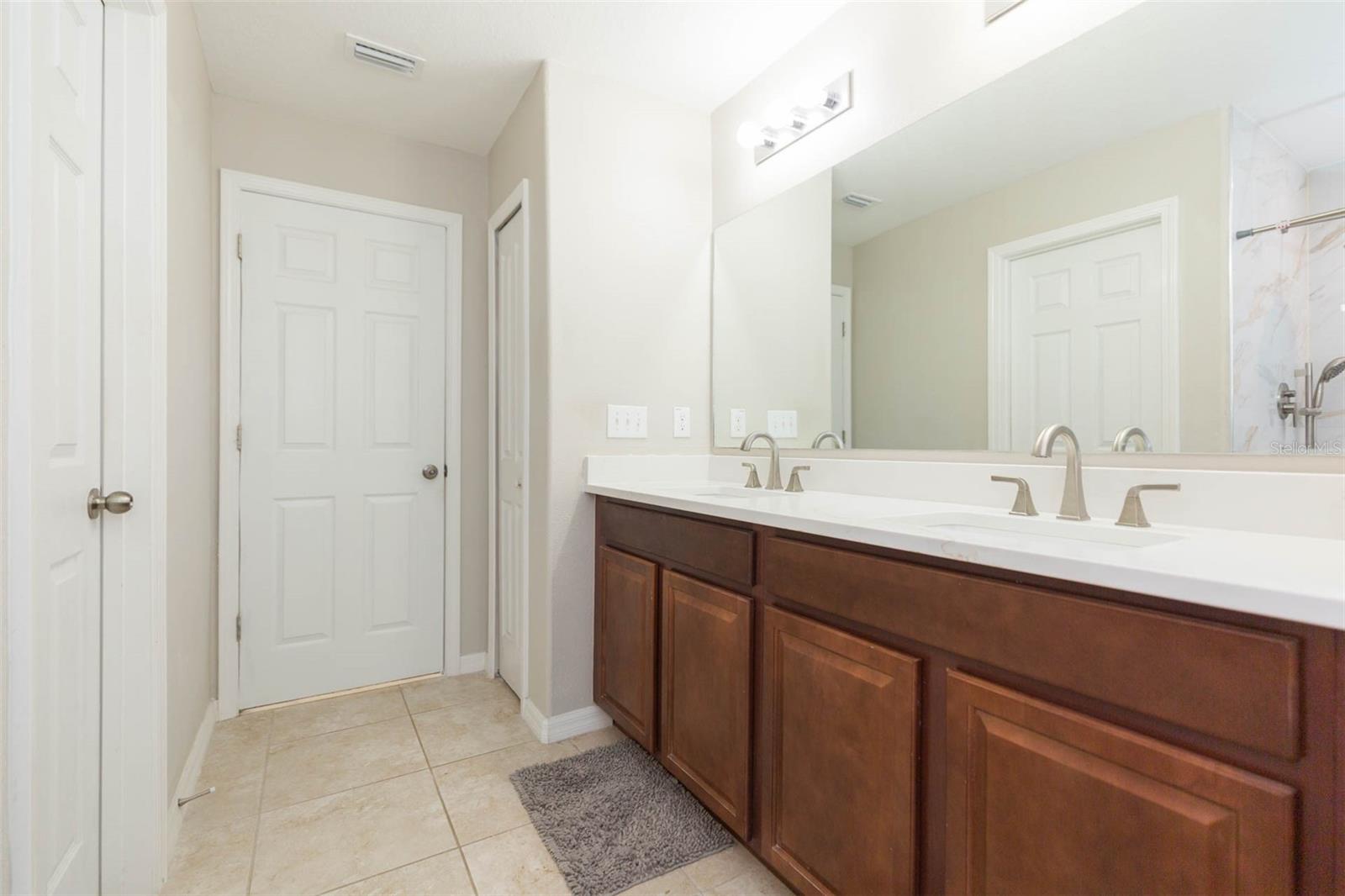 1601 CLIMBING DAYFLOWER DR