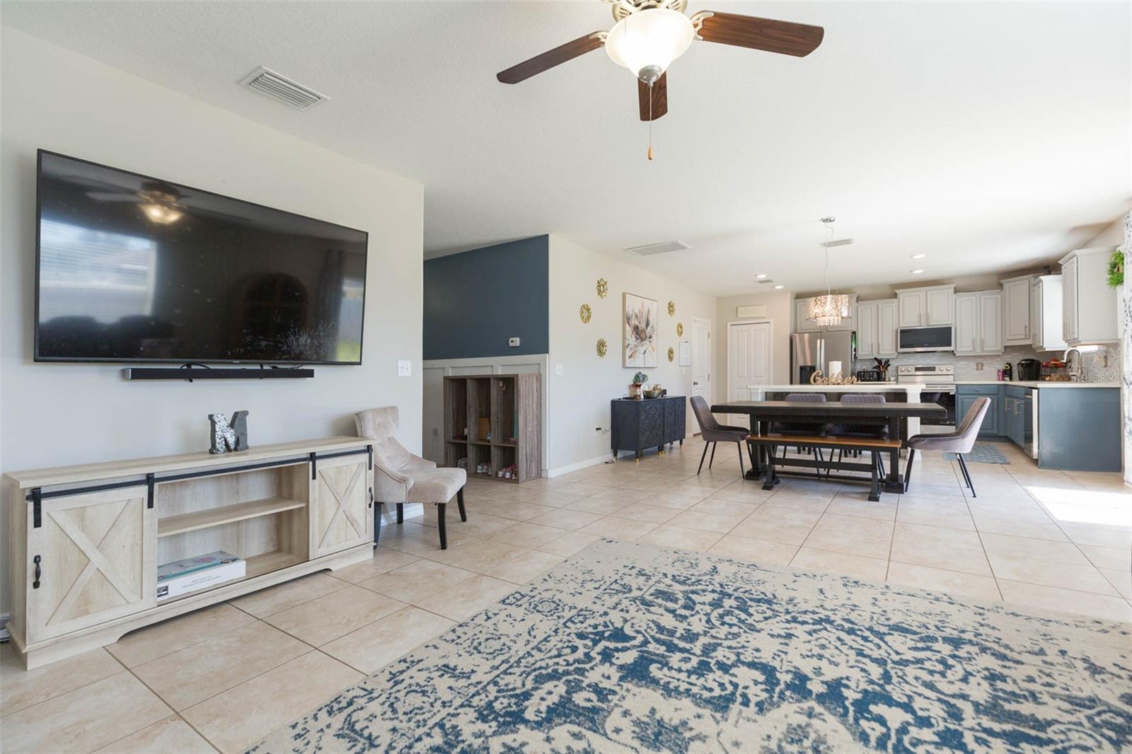 1601 CLIMBING DAYFLOWER DR