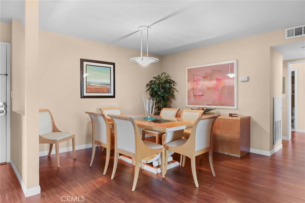 3663 Los Feliz Boulevard 6