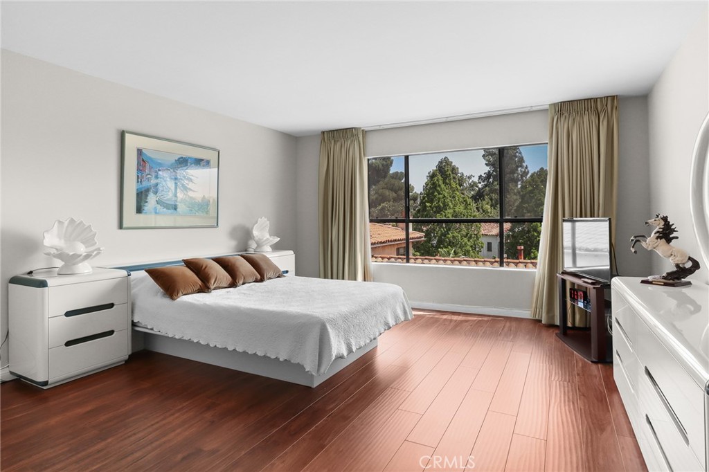 3663 Los Feliz Boulevard 6