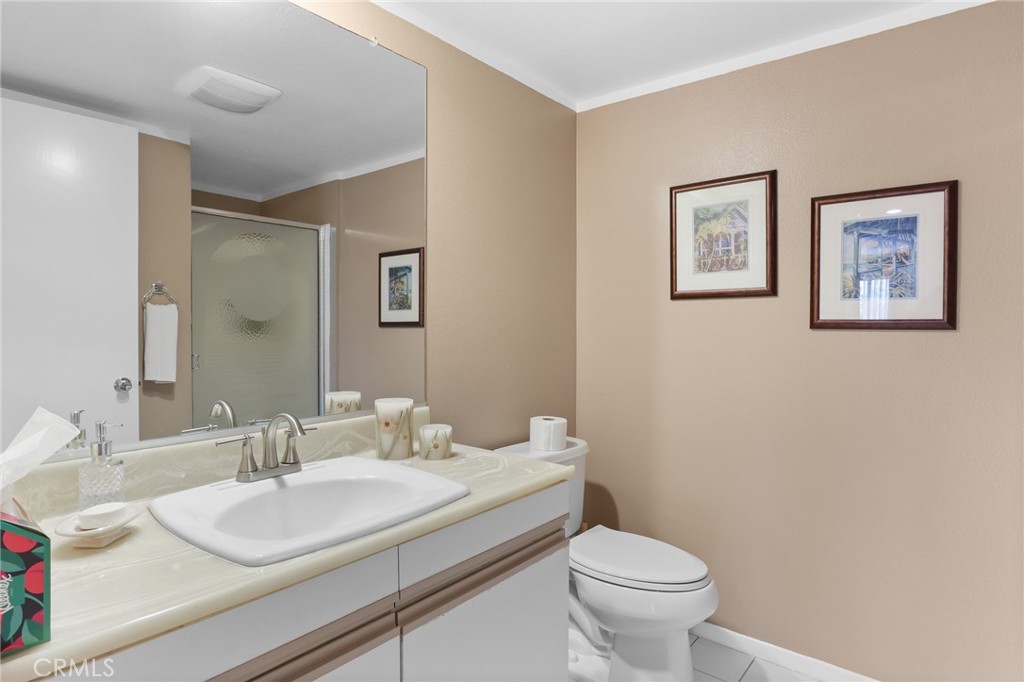 3663 Los Feliz Boulevard 6