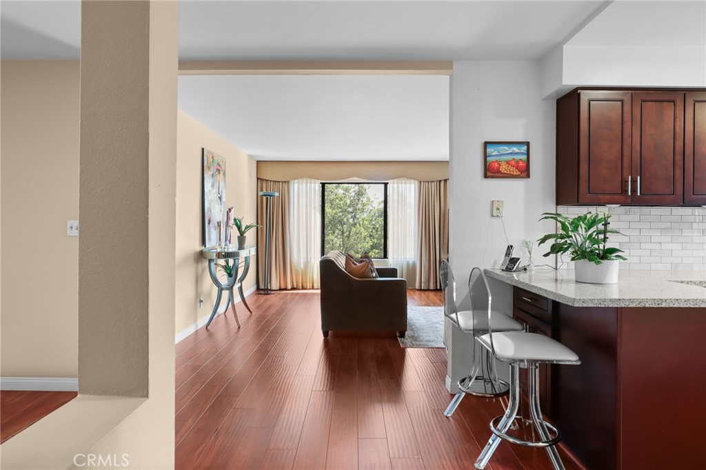 3663 Los Feliz Boulevard 6